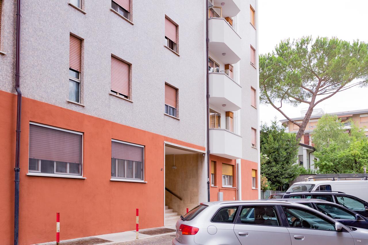 Bilocale Via Forni Appartement Udine Buitenkant foto